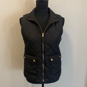 Quinn padded vest with gold buttons and zipper